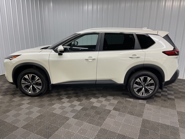 2022 Nissan Rogue SV photo 7