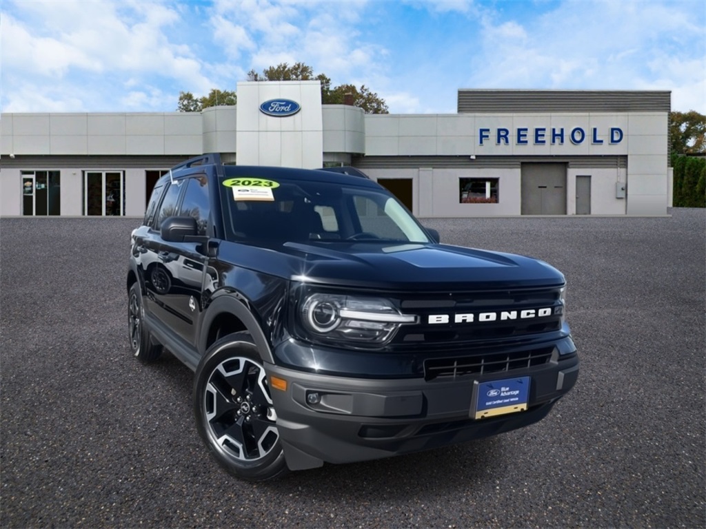 2023 Ford Bronco Sport Outer Banks's photo