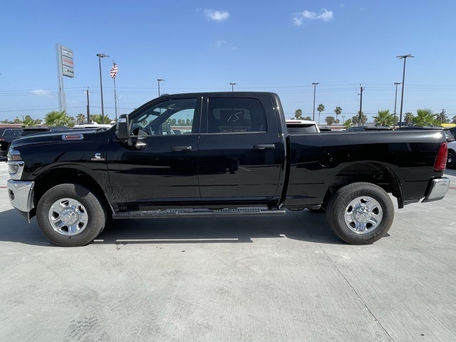 2025 Ram 2500 Tradesman photo 3