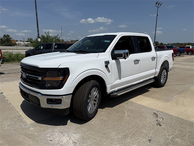 2024 Ford F-150 XLT photo 4