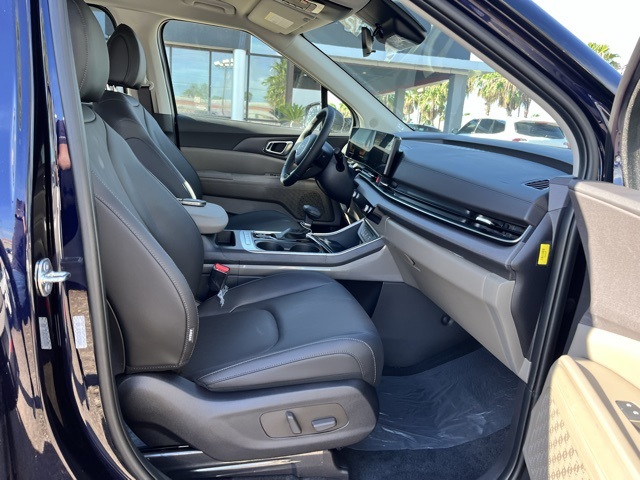 2026 Kia Carnival EX photo 18