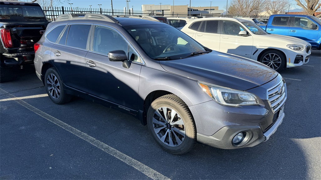 2015 Subaru Outback Limited's photo