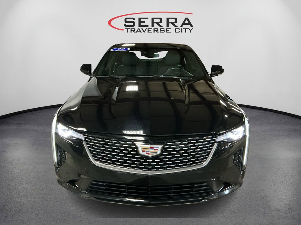 2022 Cadillac CT4 Luxury photo 2