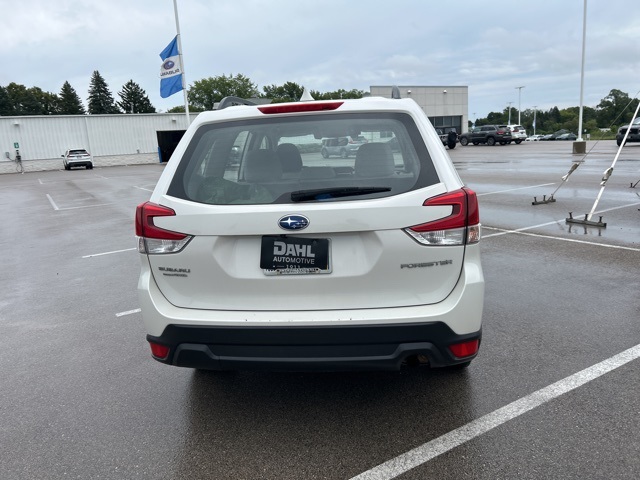 2020 Subaru Forester Base photo 12