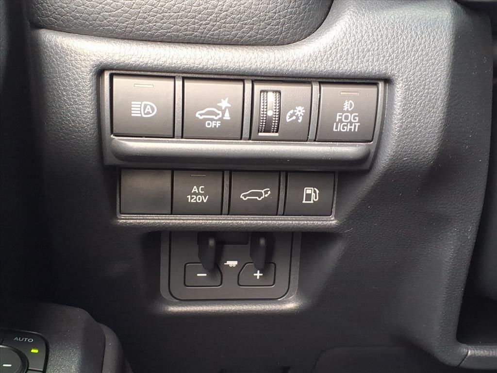 2025 Toyota Land Cruiser Base photo 32