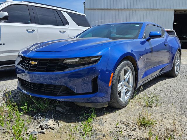 2022 Chevrolet Camaro 2LT photo 2