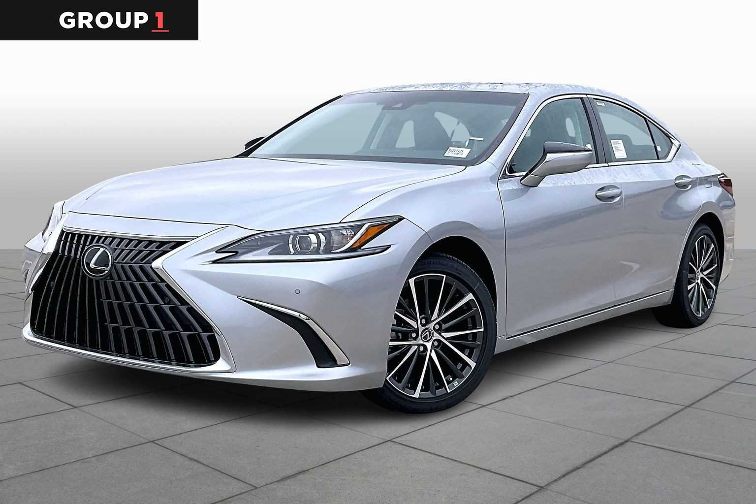 2025 Lexus ES 350's photo