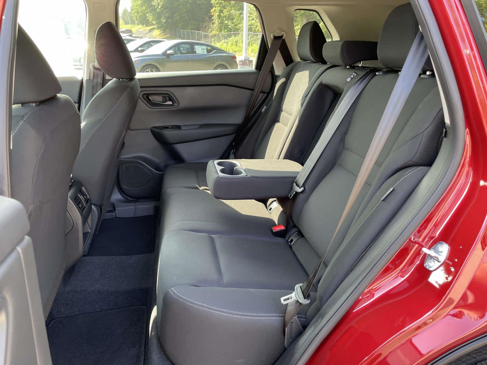 2026 Nissan Rogue S photo 11