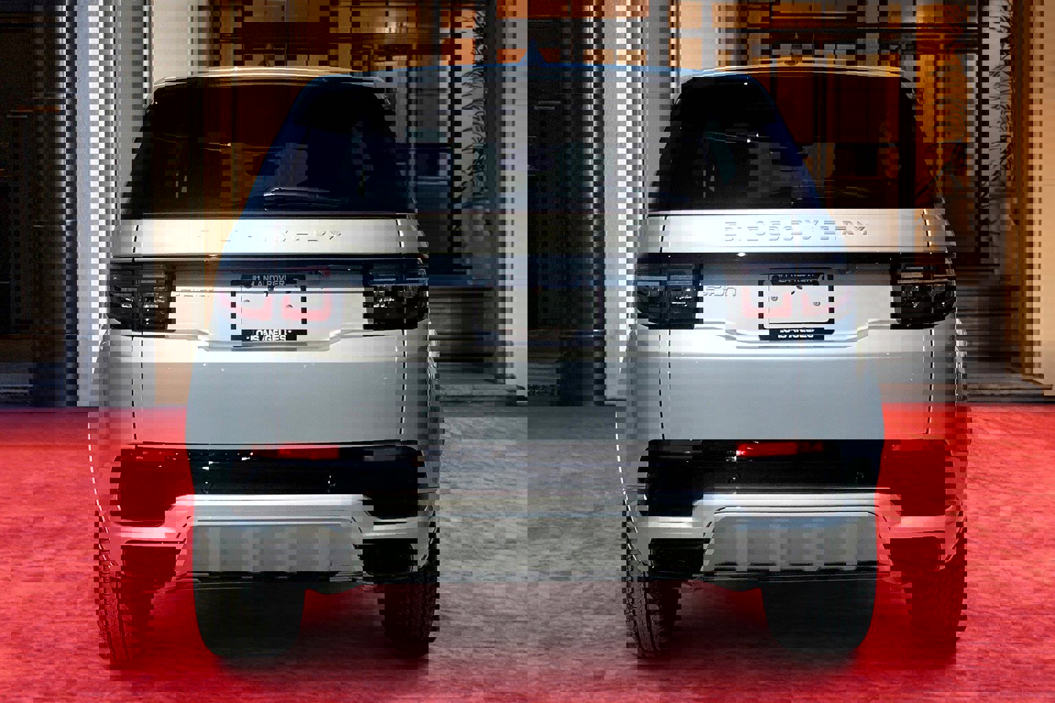 2025 Land Rover Discovery Sport S photo 2