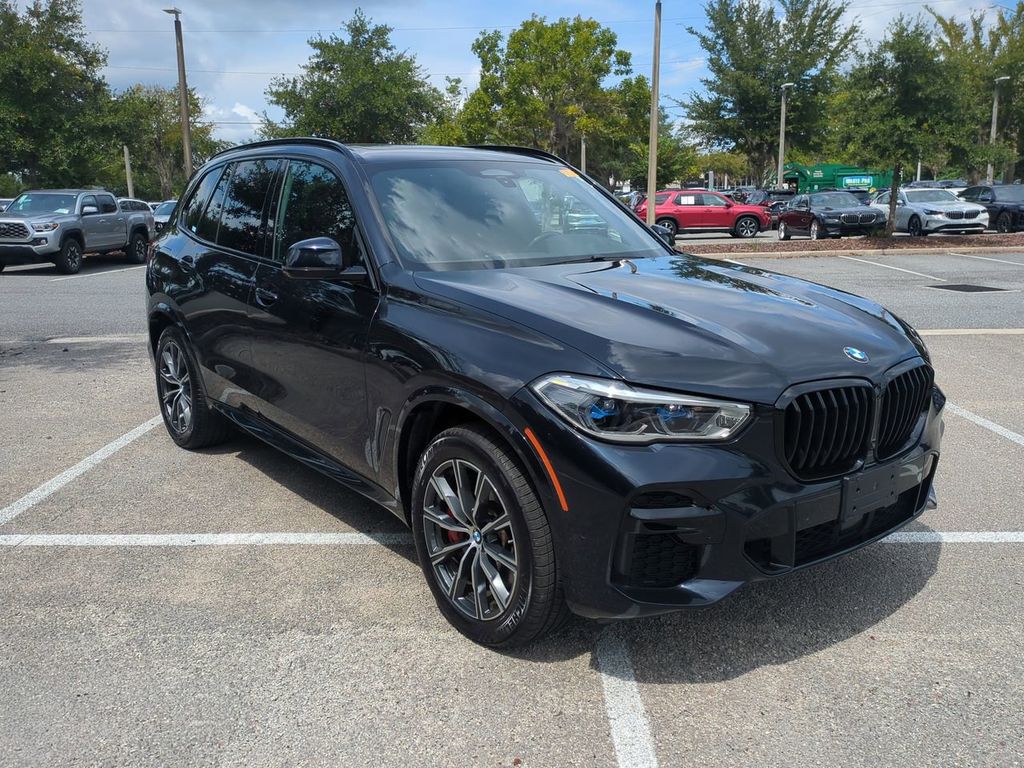 2023 Bmw X5 M50i photo 2