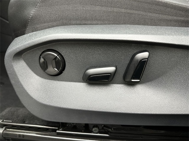 2022 Volkswagen Tiguan SE photo 4