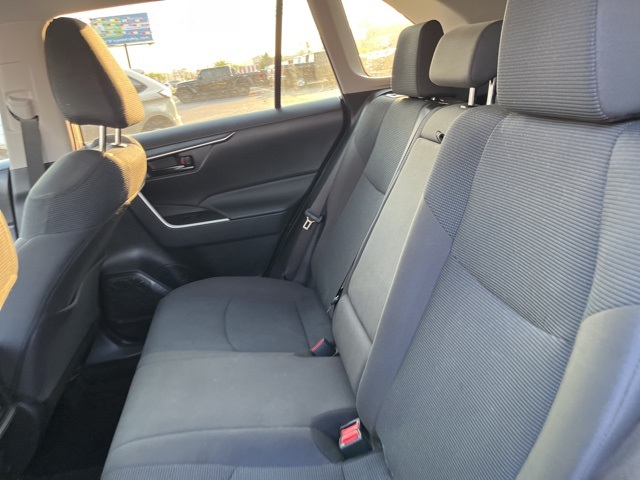 2023 Toyota RAV4 LE photo 13