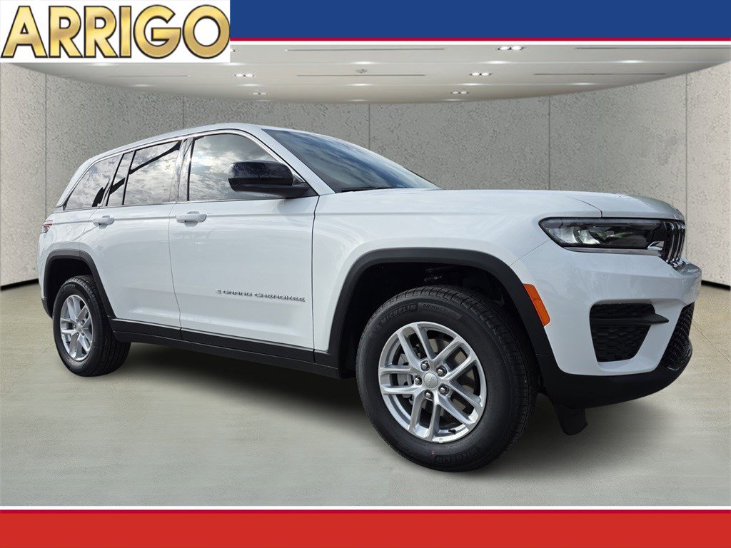 2025 Jeep Grand Cherokee Laredo's photo