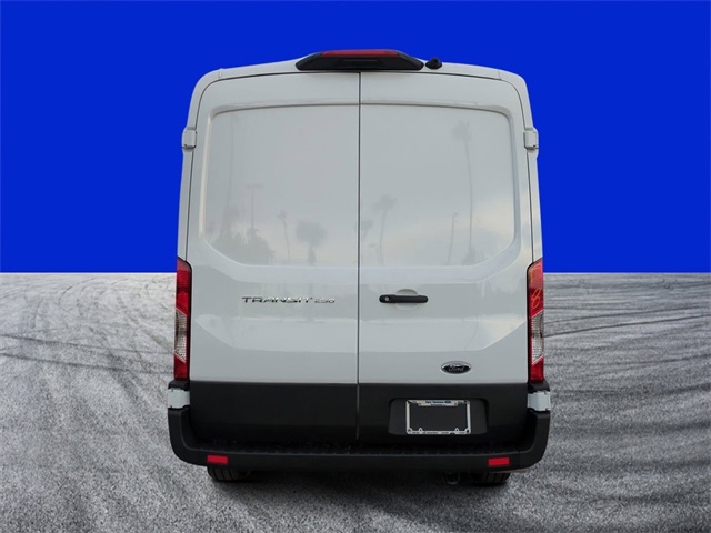 2025 Ford Transit Cargo Van photo 4