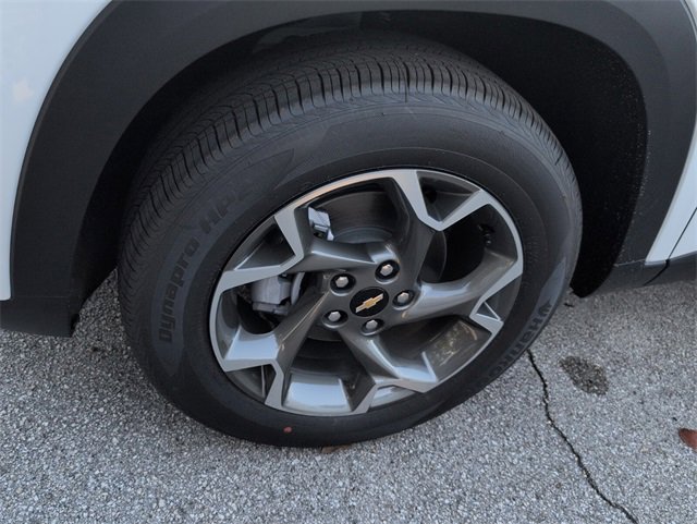 2026 Chevrolet Trax LT photo 3