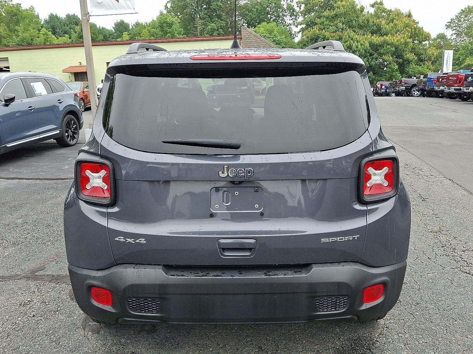 2021 Jeep Renegade Sport photo 6