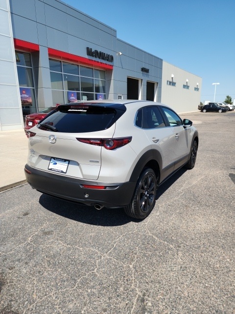 2024 Mazda CX-30 2.5 Select Sport photo 3