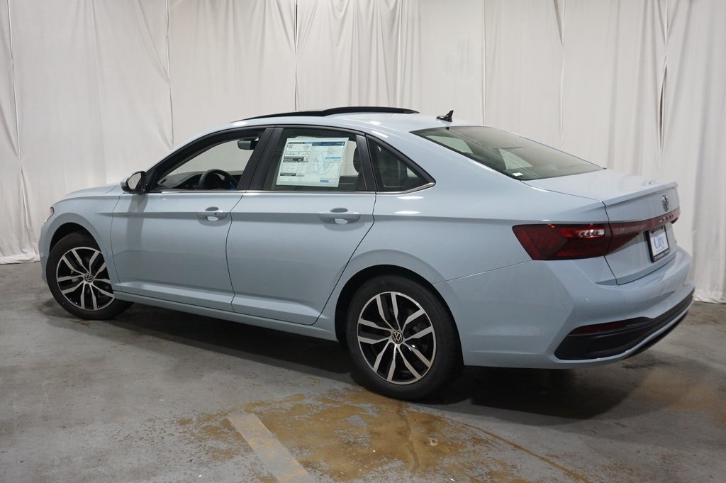 2025 Volkswagen Jetta 1.5T SE photo 7