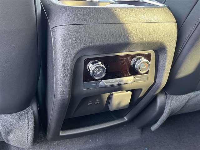 2026 Buick Enclave Preferred photo 10