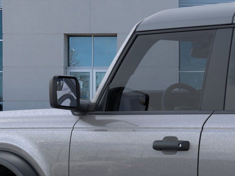 2025 Ford Bronco Base photo 18