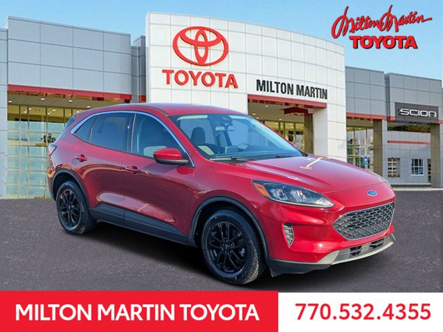 2021 Ford Escape SE's photo