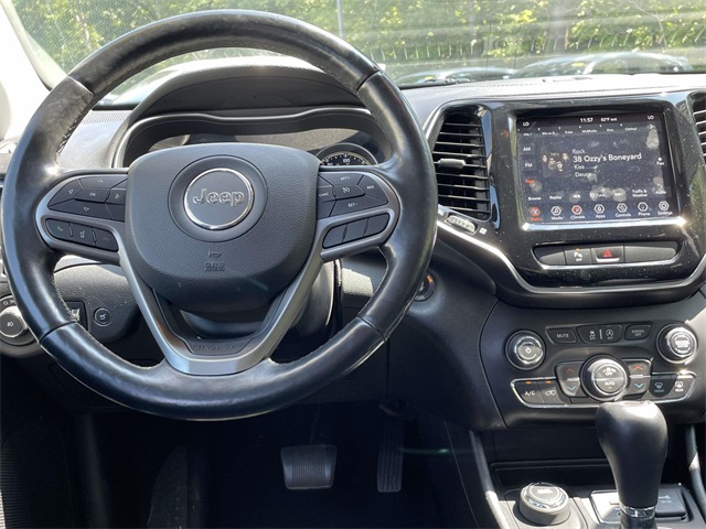 2020 Jeep Cherokee Limited photo 16