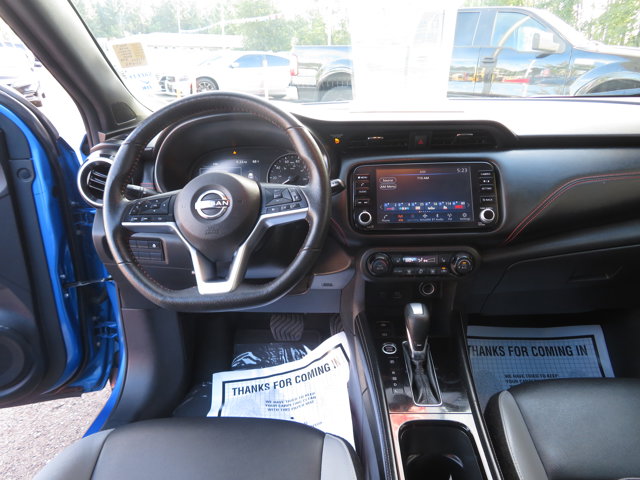 2023 Nissan Kicks SR photo 20