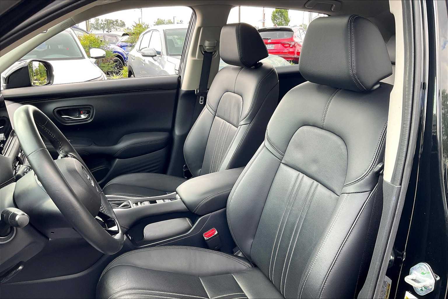 2023 Honda HR-V EX-L photo 13