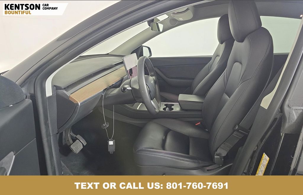 2022 Tesla Model Y Long Range photo 4