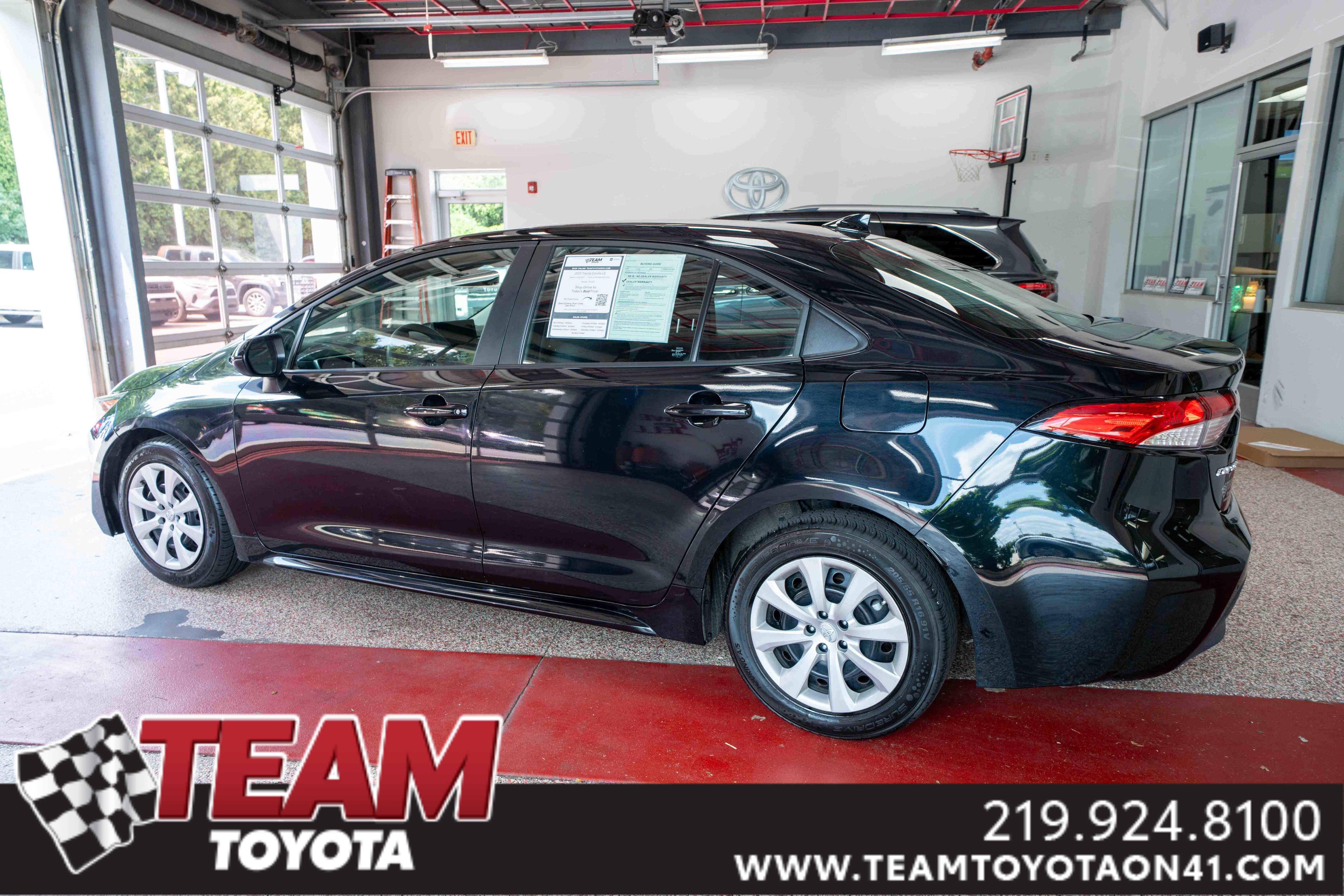 Used 2023 Toyota Corolla LE with VIN 5YFB4MDE3PP012802 for sale in Northfield, Minnesota