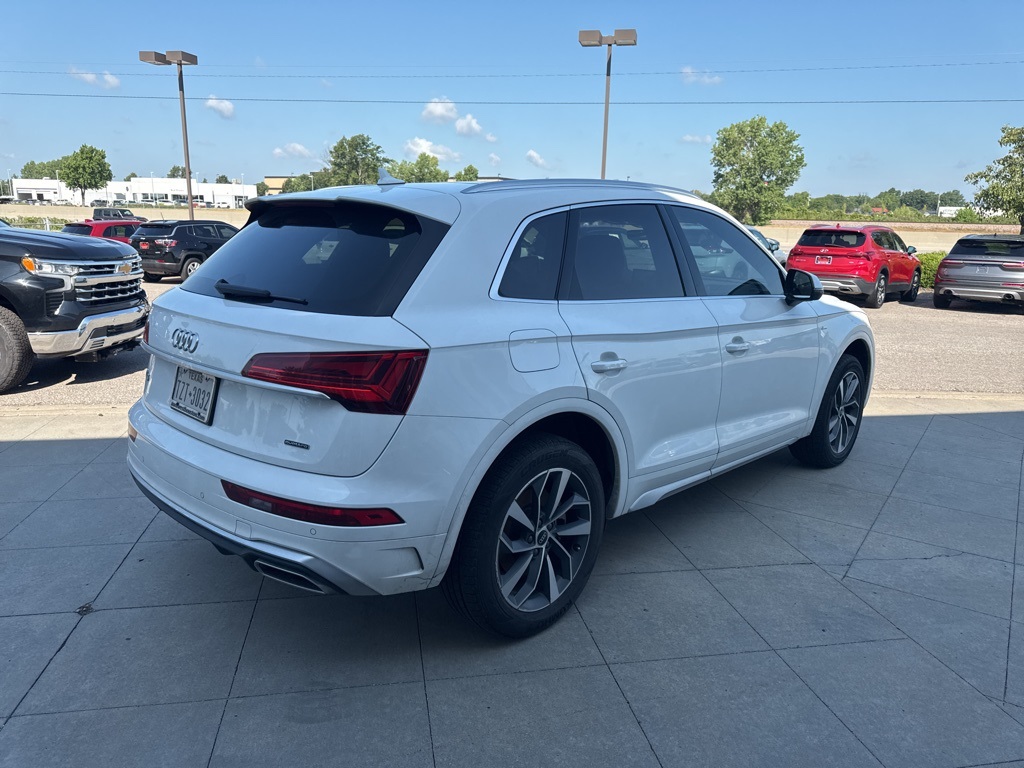 2023 Audi Q5 45 S line Premium photo 5