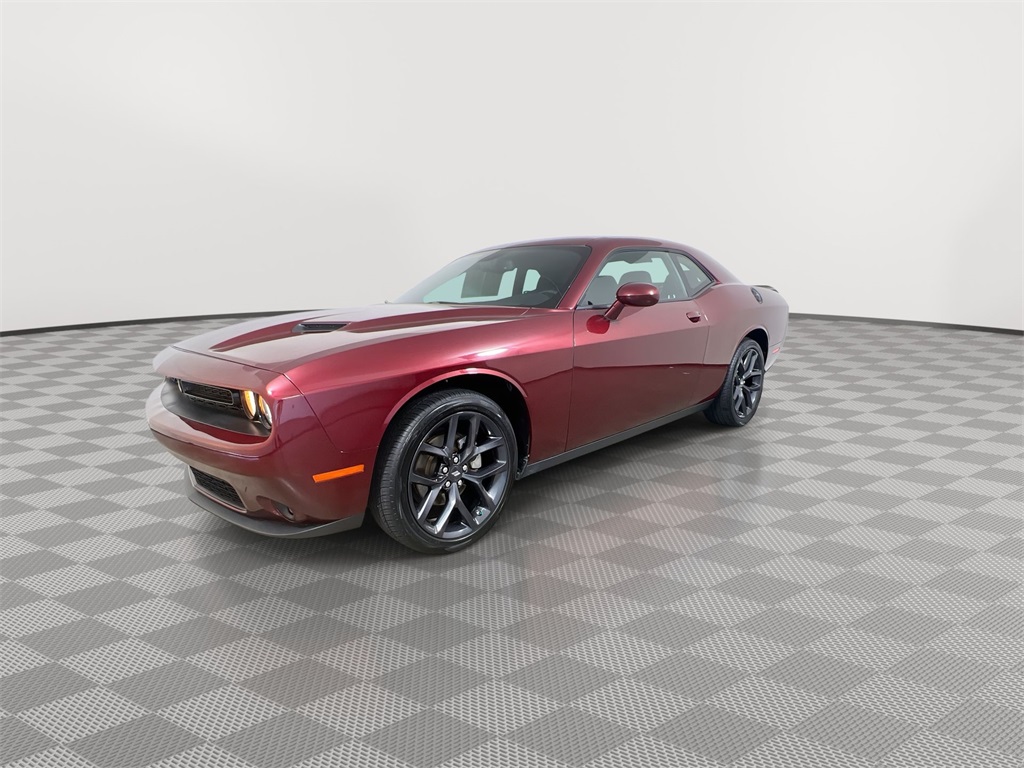 2022 Dodge Challenger SXT photo 4