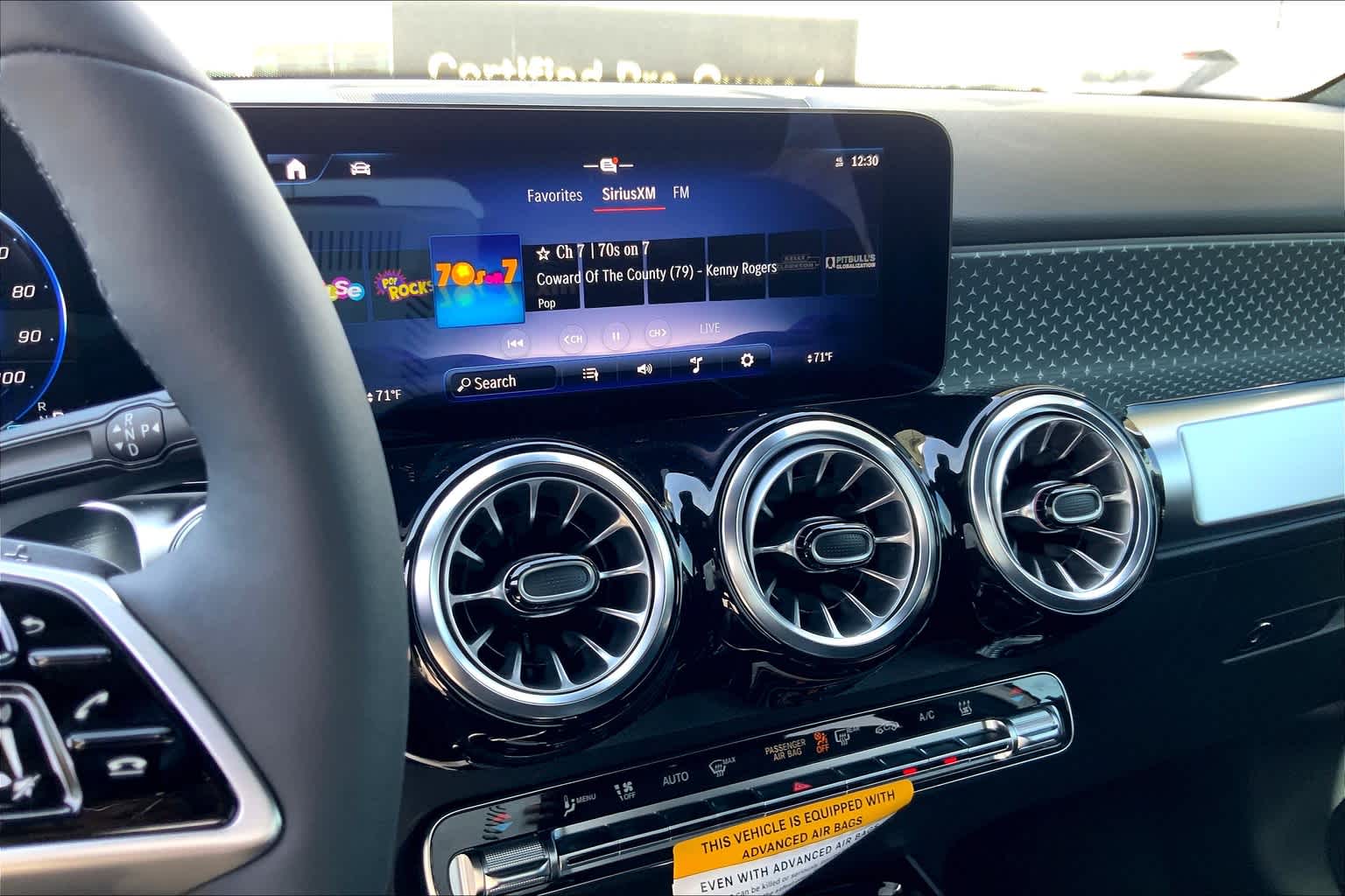 2025 Mercedes Benz EQB 300 4MATIC photo 13