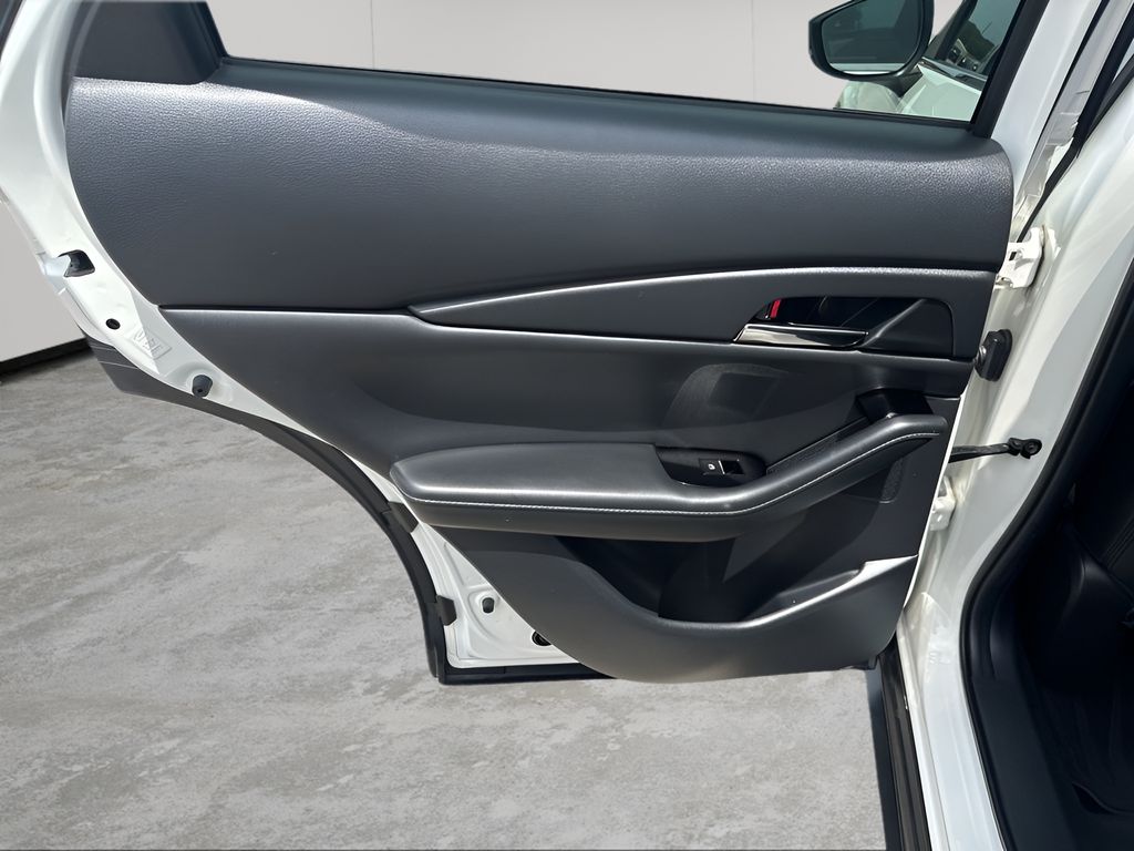 2023 Mazda CX-30 2.5 S Preferred photo 17