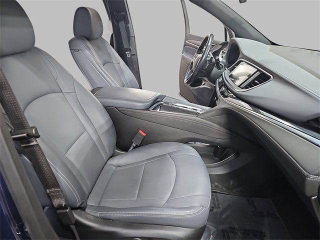 2023 Buick Enclave Essence photo 10