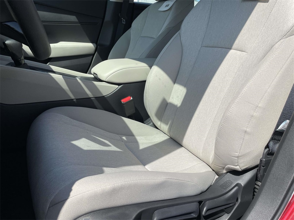 2025 Honda Accord LX photo 10