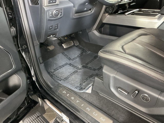 2022 Ford F-450 photo 19