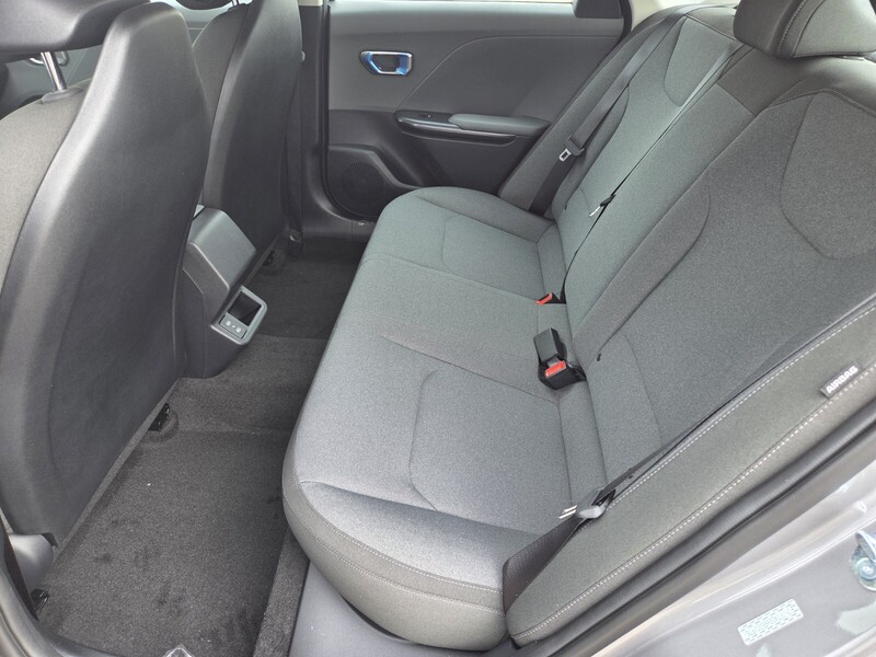 2025 Kia K4 LXS photo 6