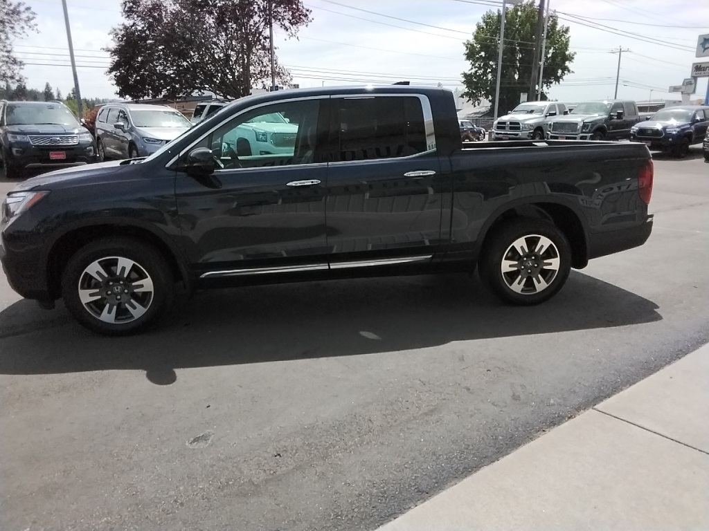 2017 Honda Ridgeline RTL-E photo 4
