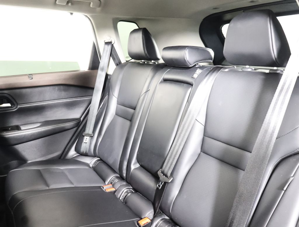 2023 Nissan Rogue SV photo 14