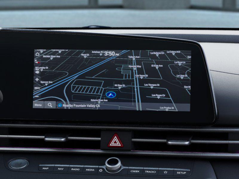 2025 Hyundai Elantra Limited photo 13