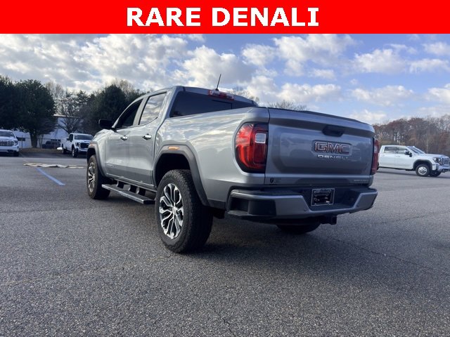 2025 Gmc Canyon Denali photo 2