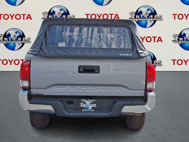 2020 Toyota Tacoma SR5 photo 4