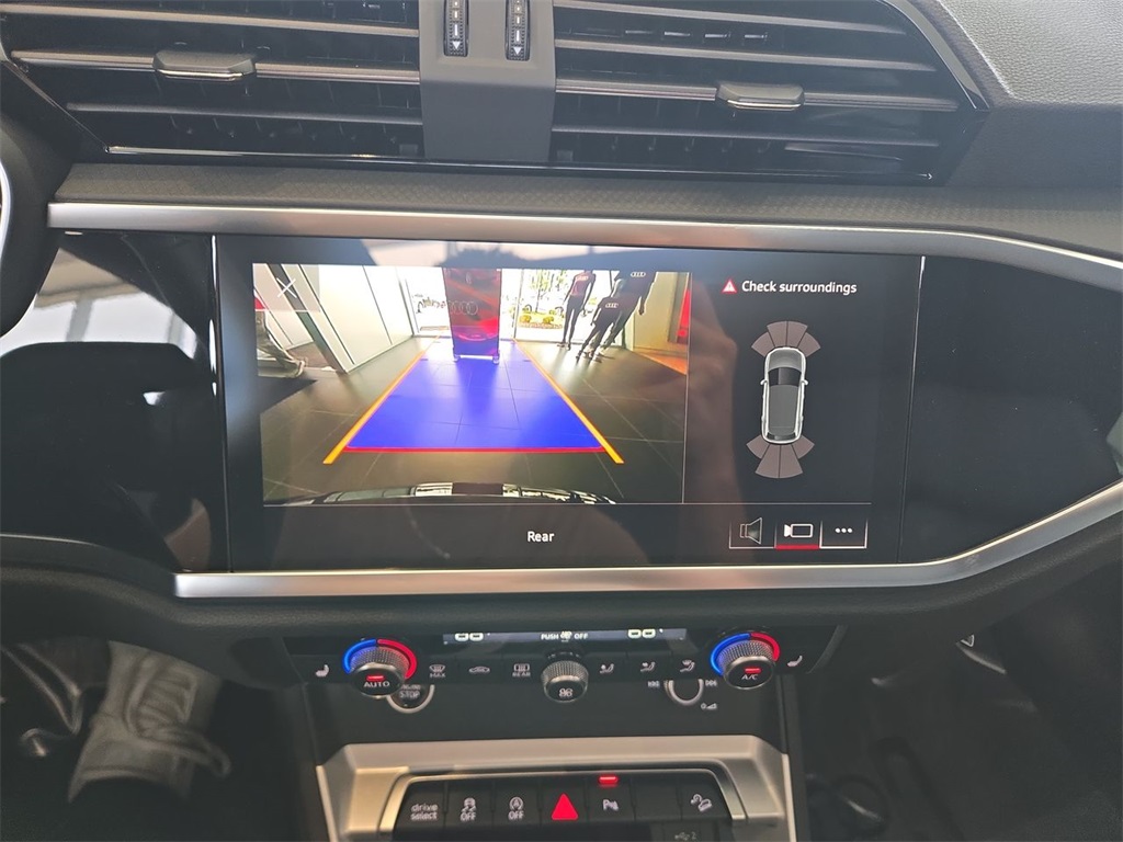 2025 Audi Q3 Premium S line photo 9