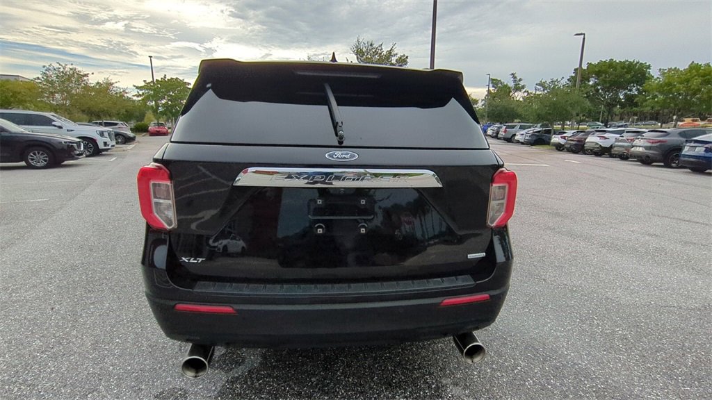 2020 Ford Explorer XLT photo 3
