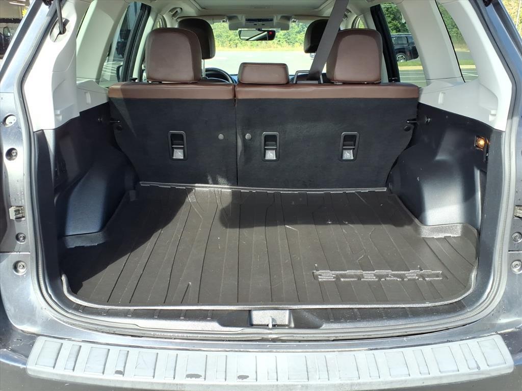 2018 Subaru Forester Touring photo 22