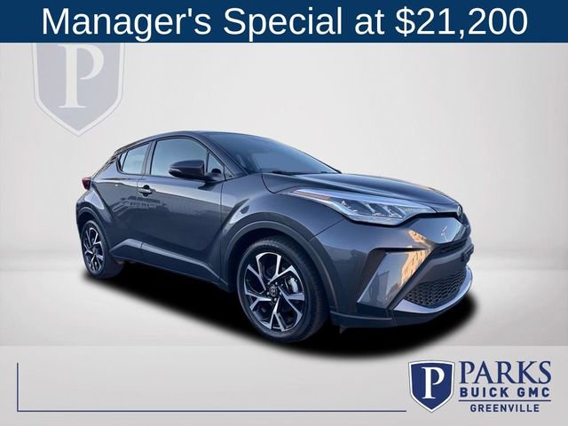 2022 Toyota C-HR XLE's photo