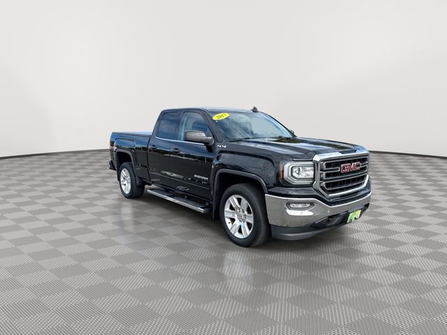 2017 Gmc Sierra 1500 SLE photo 2