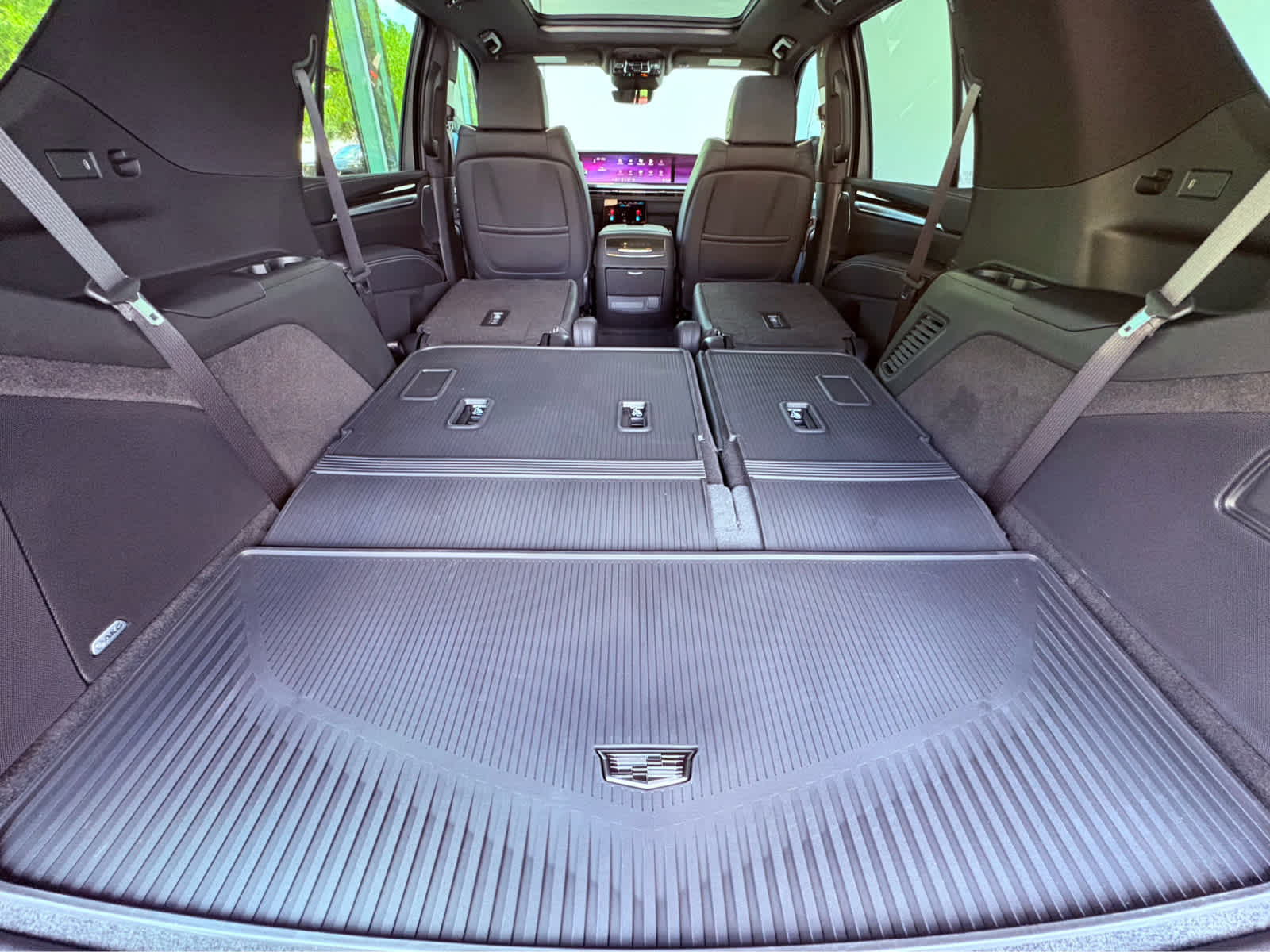 2025 Cadillac Escalade Premium Luxury photo 26