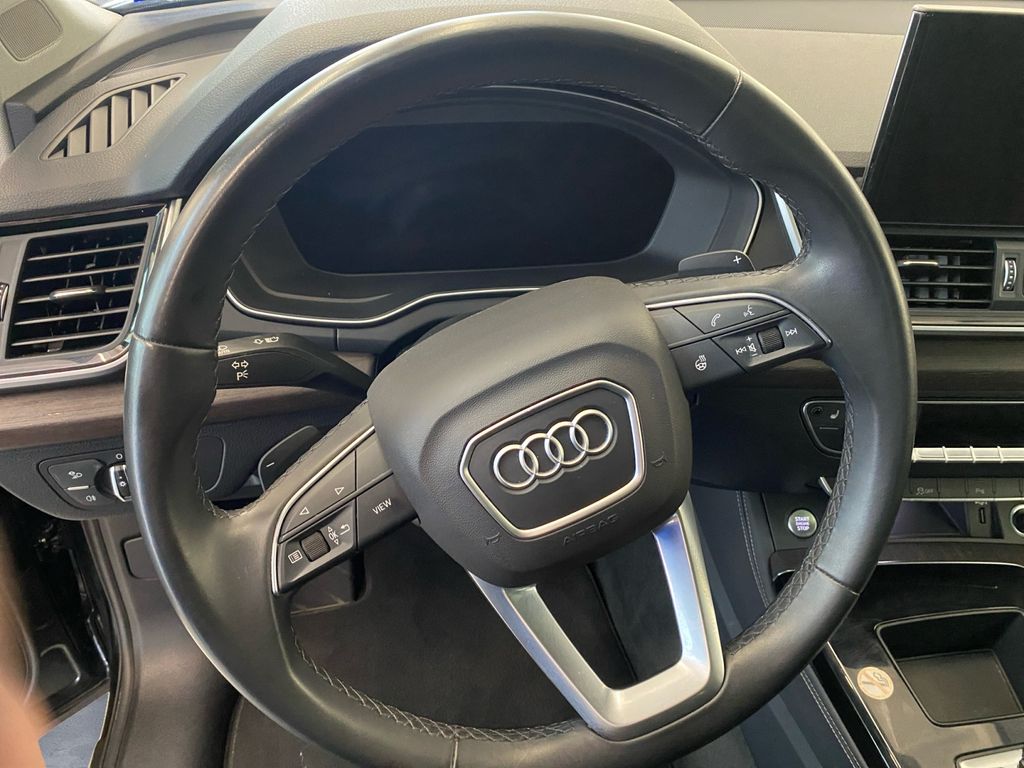 2024 Audi Q5 45 S line Premium photo 9